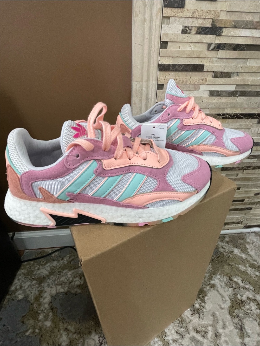 Adidas Tresc Run J big kids size 7